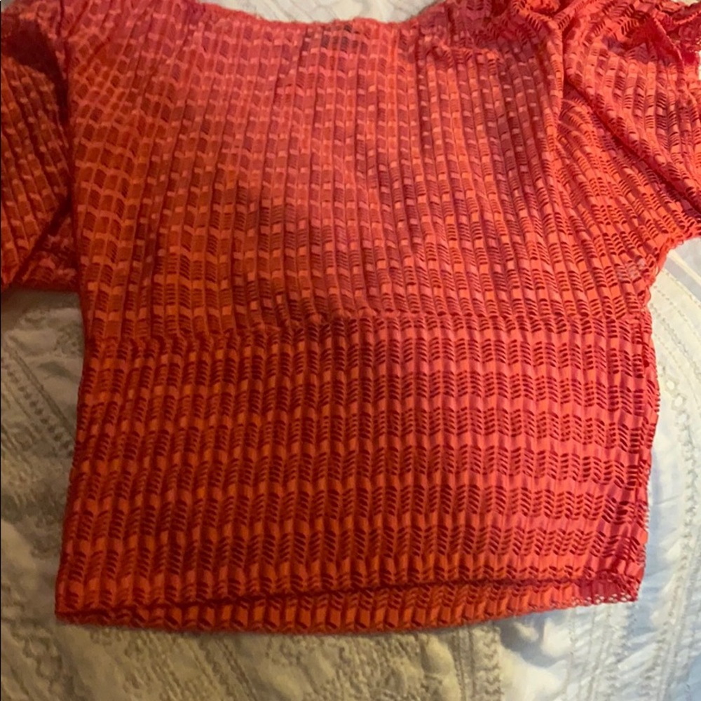 Body central overlay top - Picture 2 of 6